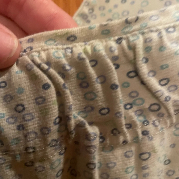 Woolrich women’s tank stone color with tiny design circles of blue shades size M - Picture 4 of 7